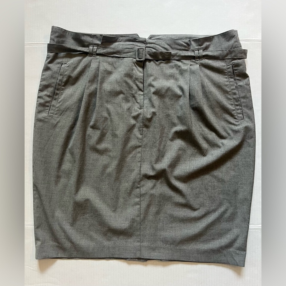 Old Navy Classic Pencil Skirt with Belt